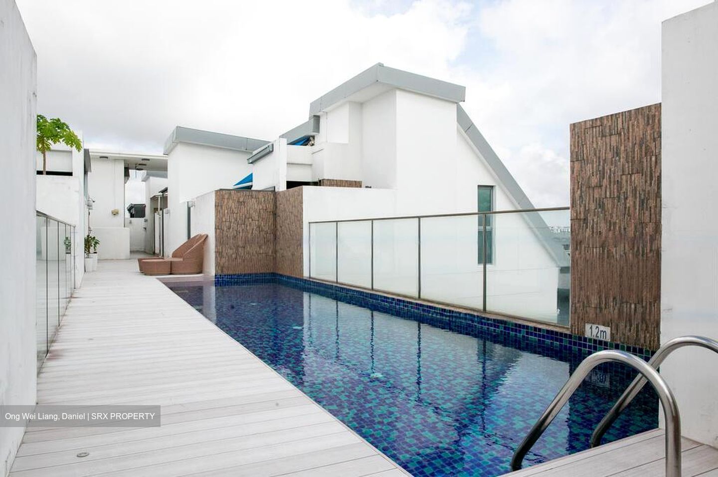 iSuites @ Palm (D19), Apartment #580803951